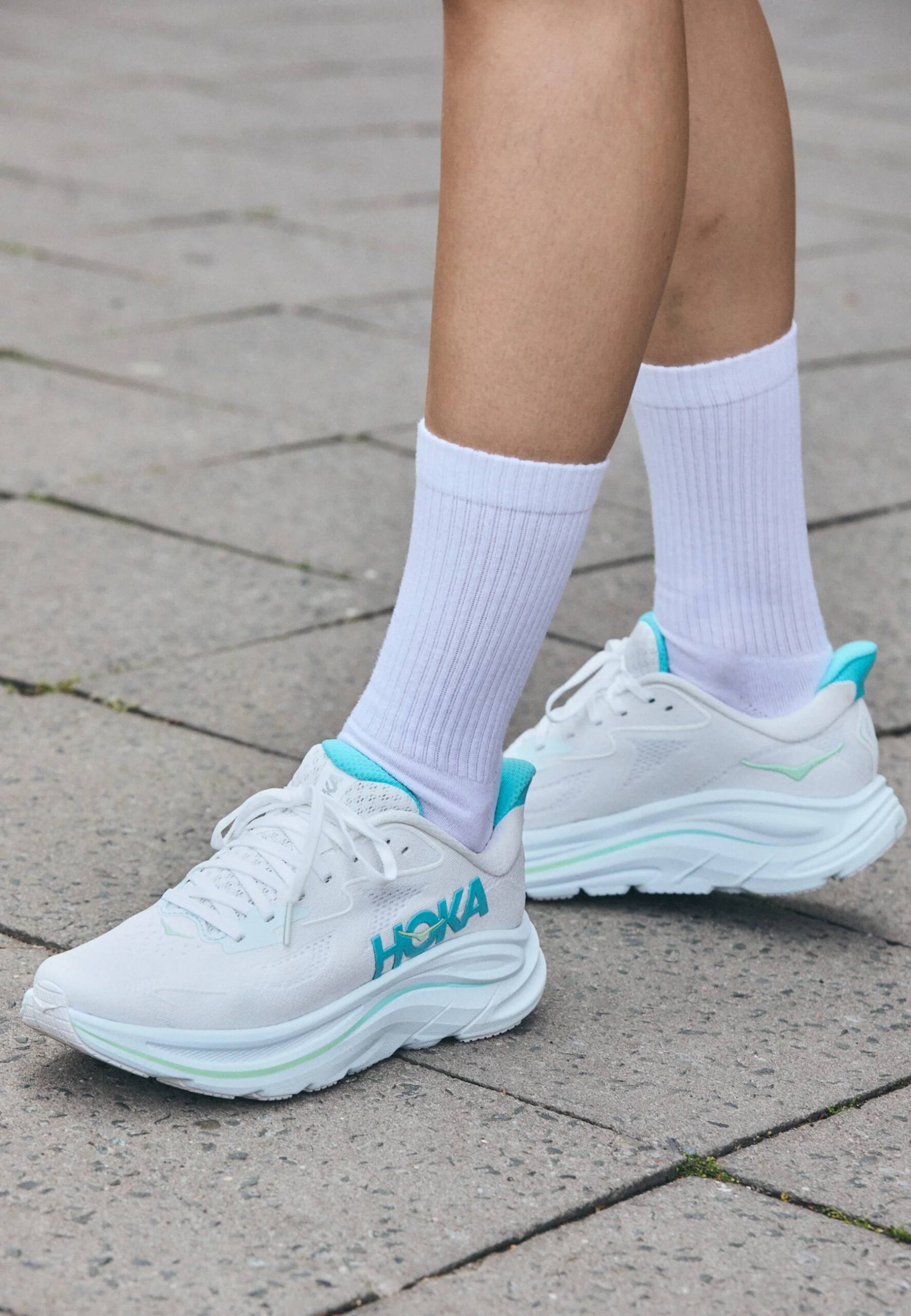 83ba97be7ed65767bda2df2546f60835